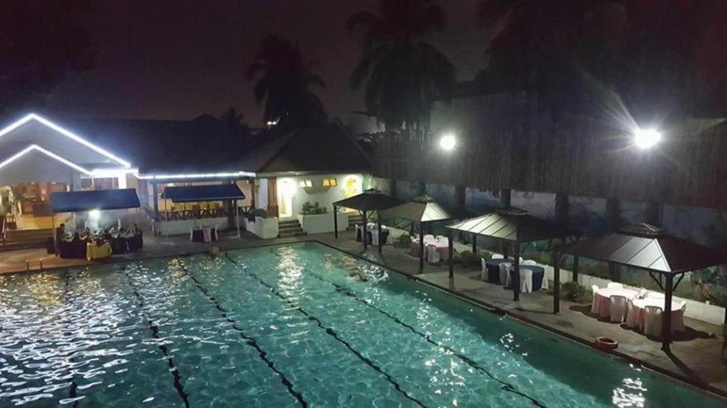 Woodland Hotel Angeles Ngoại thất bức ảnh